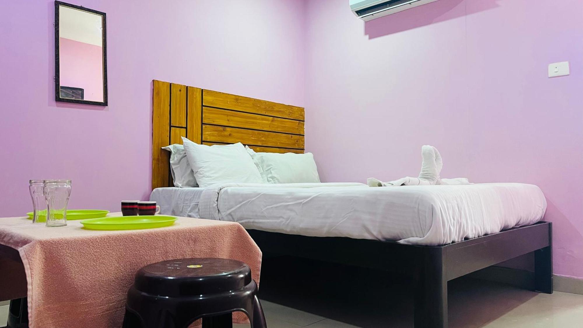 Skyway Rooms Puducherry Eksteriør billede