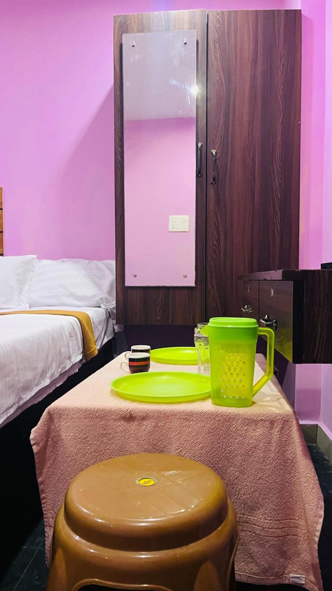Skyway Rooms Puducherry Eksteriør billede